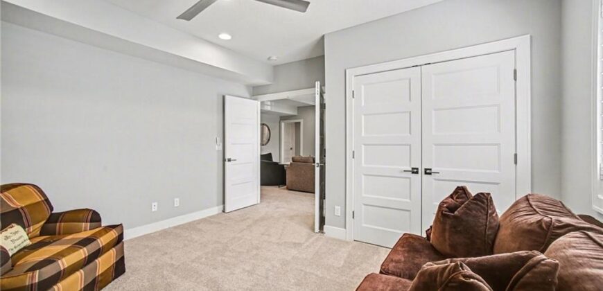 9201 Lime Stone Road, Parkville, MO 64152