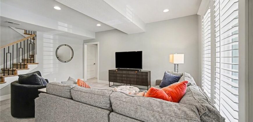 9201 Lime Stone Road, Parkville, MO 64152