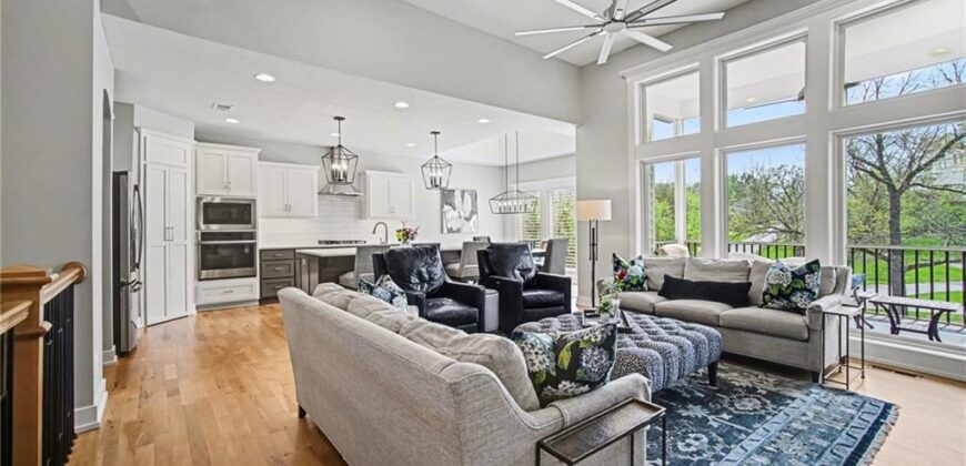 9201 Lime Stone Road, Parkville, MO 64152