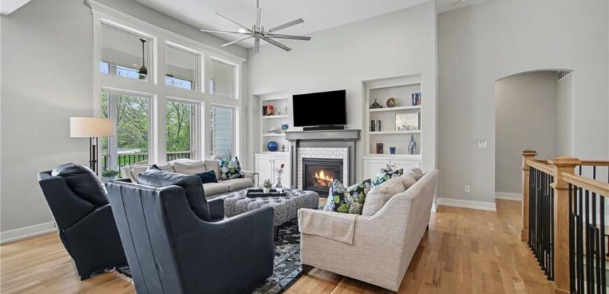 9201 Lime Stone Road, Parkville, MO 64152