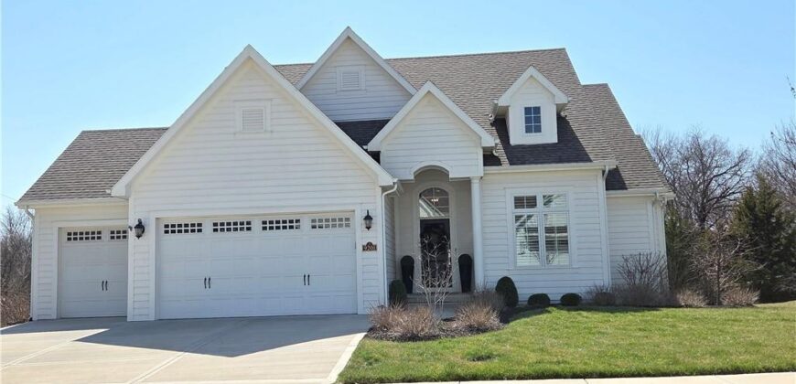 9201 Lime Stone Road, Parkville, MO 64152