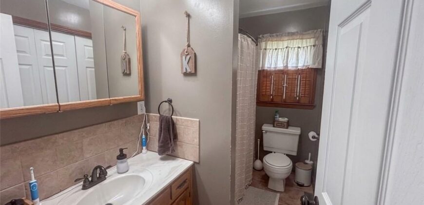 1108 Williams Street, Excelsior Springs, MO 64024