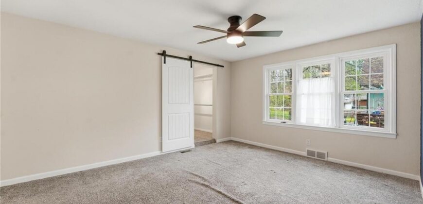 116 N Fairview Avenue, Liberty, MO 64068