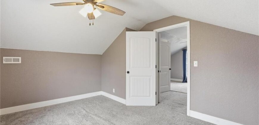 116 N Fairview Avenue, Liberty, MO 64068