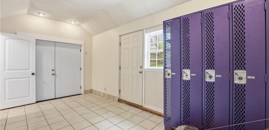 116 N Fairview Avenue, Liberty, MO 64068