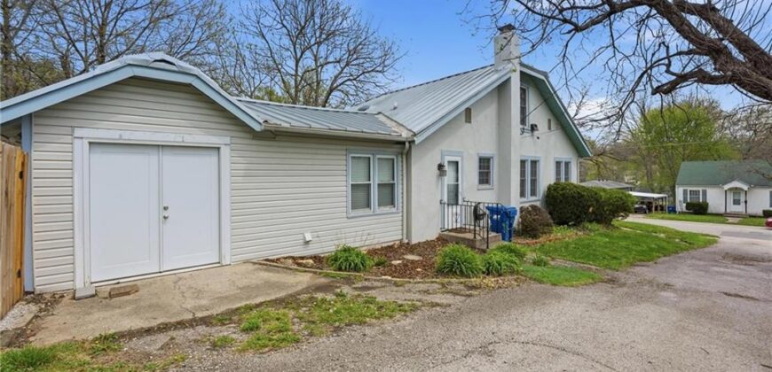116 N Fairview Avenue, Liberty, MO 64068