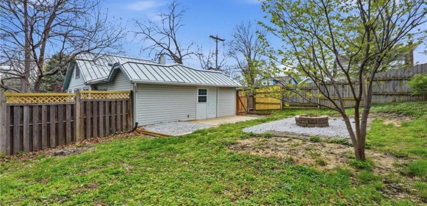 116 N Fairview Avenue, Liberty, MO 64068