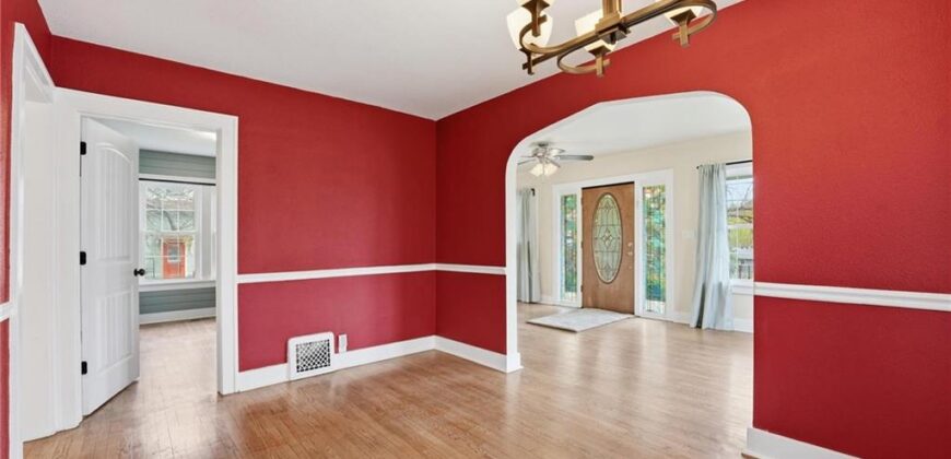 116 N Fairview Avenue, Liberty, MO 64068