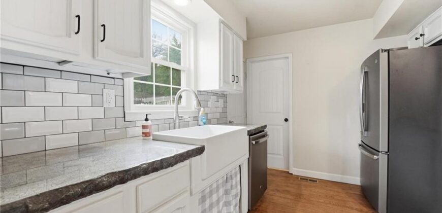 116 N Fairview Avenue, Liberty, MO 64068