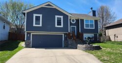 208 Hampton Drive, Smithville, MO 64089