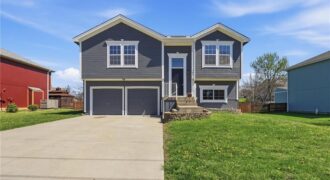 705 Marguerite Street, Kearney, MO 64060
