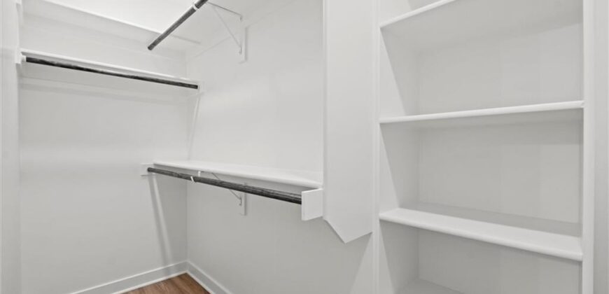 3818 NW 93rd Street, Kansas City, MO 64154