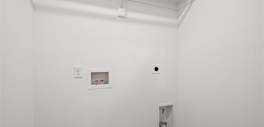 3818 NW 93rd Street, Kansas City, MO 64154