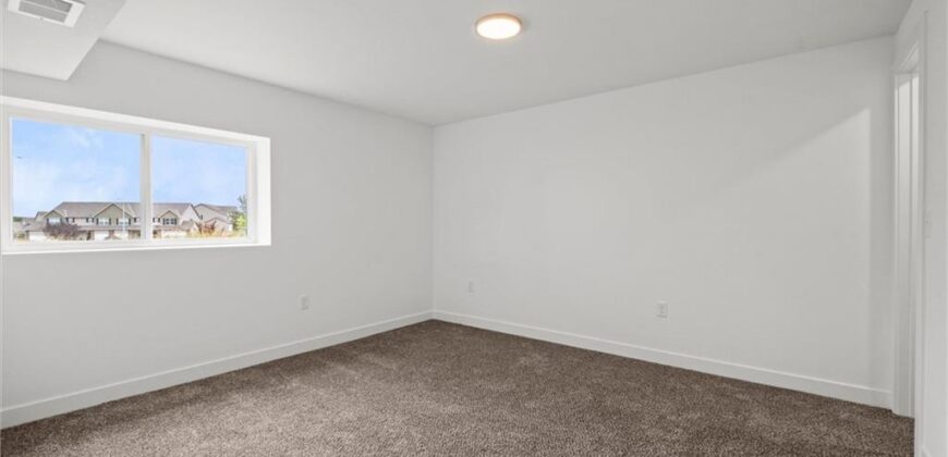 3818 NW 93rd Street, Kansas City, MO 64154