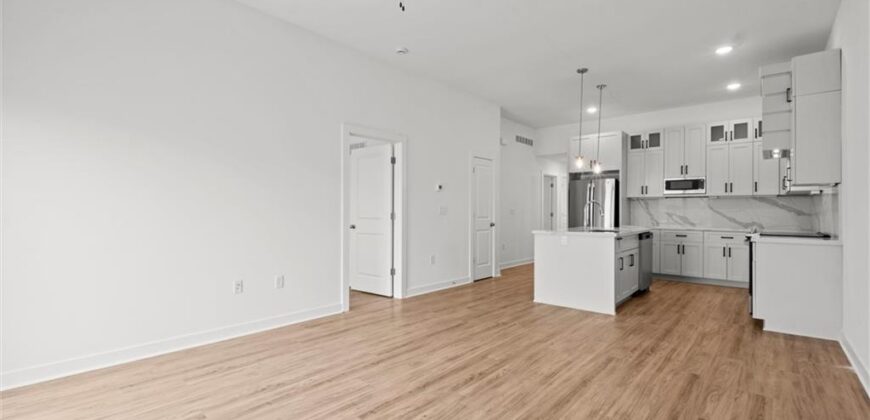 3818 NW 93rd Street, Kansas City, MO 64154