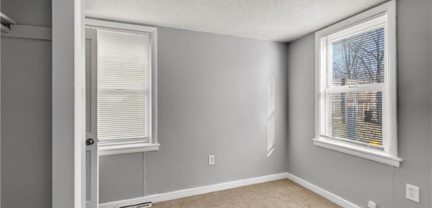 429 NE 42nd Street, Kansas City, MO 64116