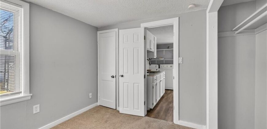 429 NE 42nd Street, Kansas City, MO 64116