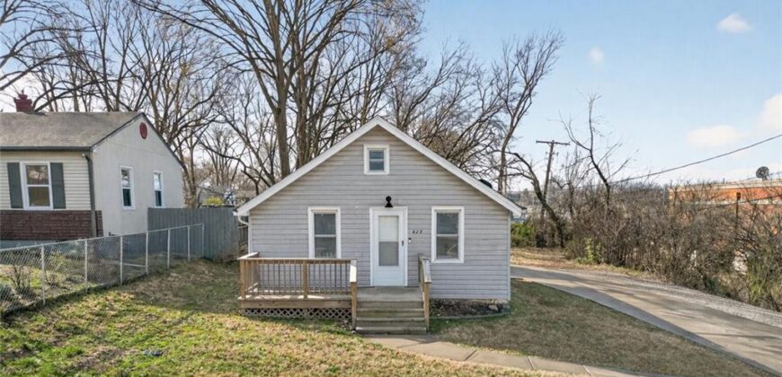 429 NE 42nd Street, Kansas City, MO 64116