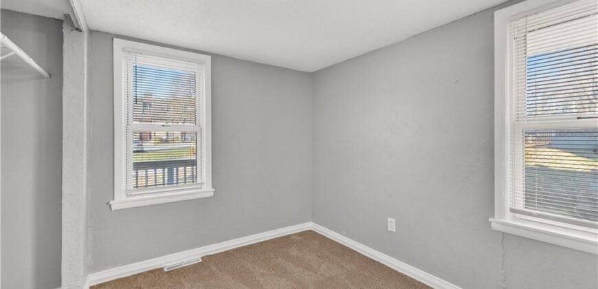 429 NE 42nd Street, Kansas City, MO 64116