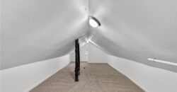 429 NE 42nd Street, Kansas City, MO 64116