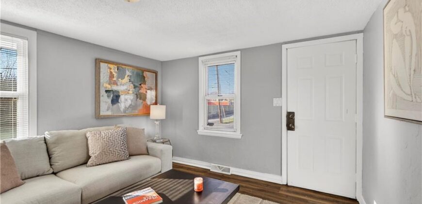 429 NE 42nd Street, Kansas City, MO 64116