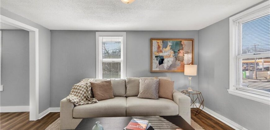 429 NE 42nd Street, Kansas City, MO 64116