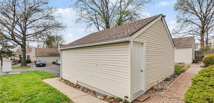 8267 N Revere Avenue, Kansas City, MO 64151