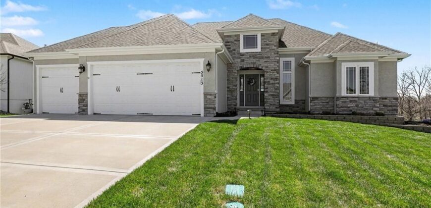 5513 NW 111th Court, Kansas City, MO 64154