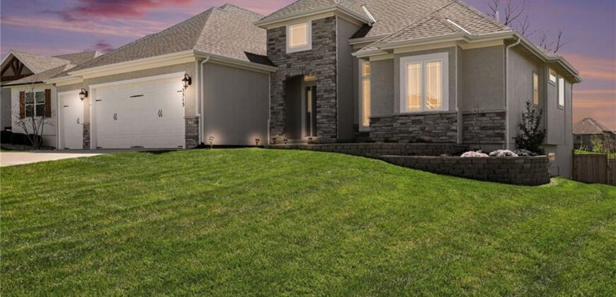 5513 NW 111th Court, Kansas City, MO 64154