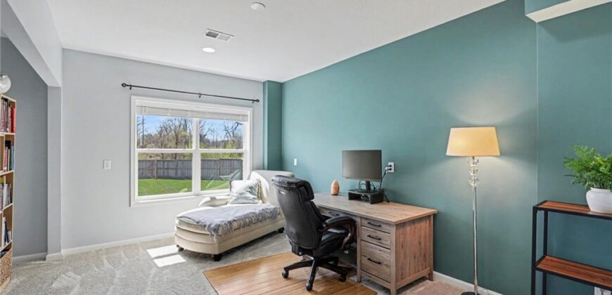 5513 NW 111th Court, Kansas City, MO 64154