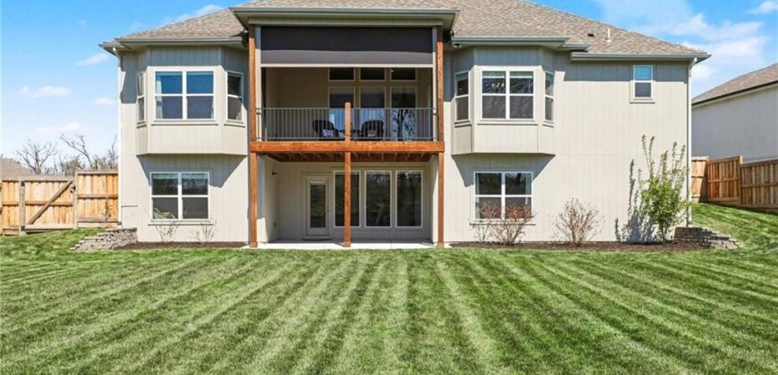 5513 NW 111th Court, Kansas City, MO 64154