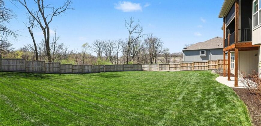 5513 NW 111th Court, Kansas City, MO 64154