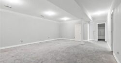 4 HIGHLAND Circle, Smithville, MO 64089