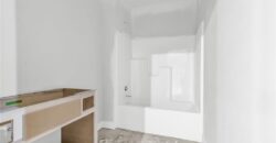 4 HIGHLAND Circle, Smithville, MO 64089