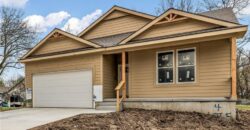 4 HIGHLAND Circle, Smithville, MO 64089