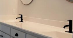 4 HIGHLAND Circle, Smithville, MO 64089