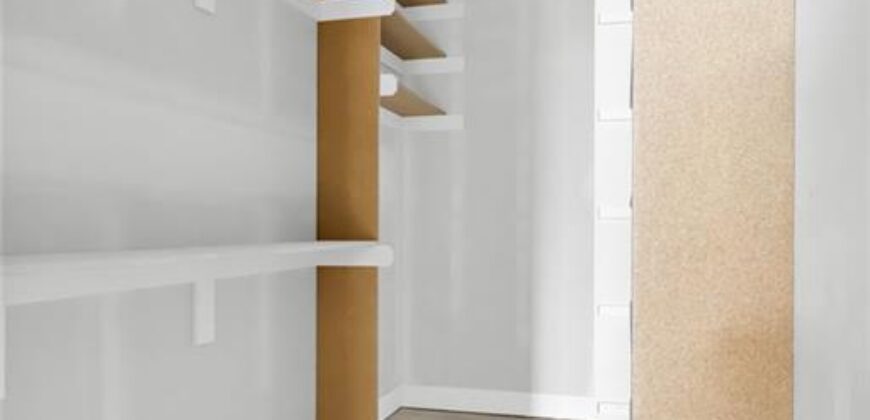 4 HIGHLAND Circle, Smithville, MO 64089