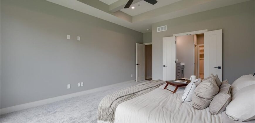 2615 NE 91st Place, Kansas City, MO 64156