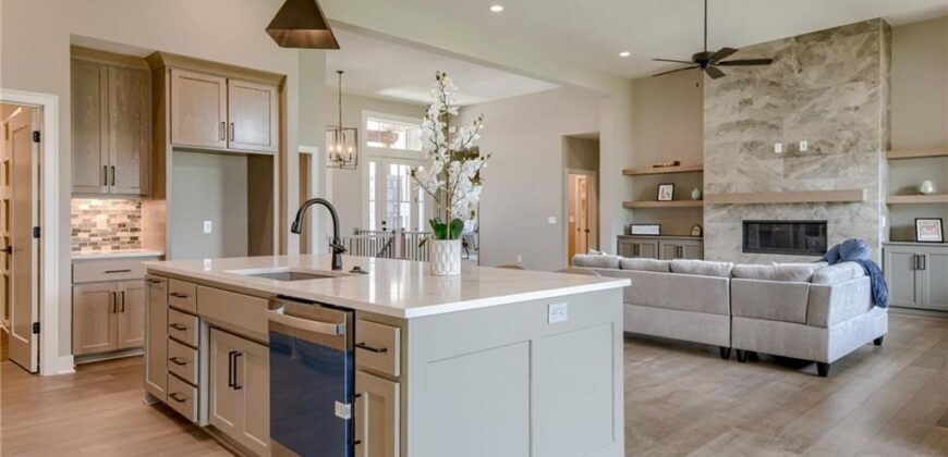 2615 NE 91st Place, Kansas City, MO 64156