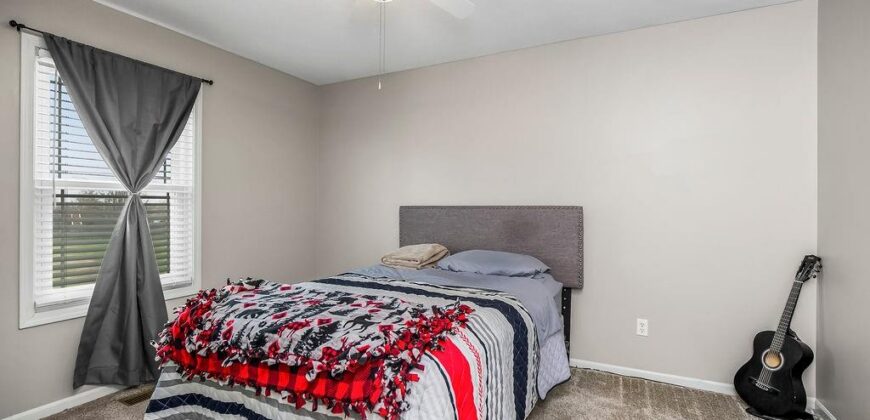 10912 N Manchester Avenue, Kansas City, MO 64157