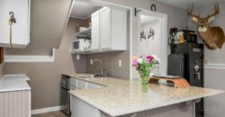 10912 N Manchester Avenue, Kansas City, MO 64157