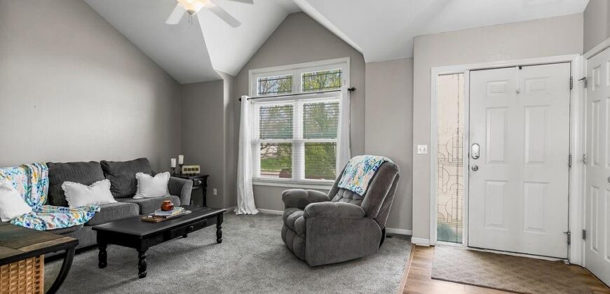 10912 N Manchester Avenue, Kansas City, MO 64157