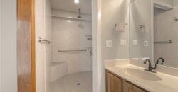 8512 NW 62nd Street, Parkville, MO 64152