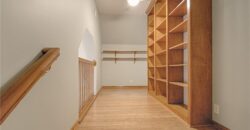 8512 NW 62nd Street, Parkville, MO 64152