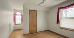 8512 NW 62nd Street, Parkville, MO 64152