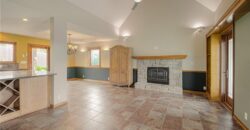 8512 NW 62nd Street, Parkville, MO 64152