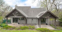 8512 NW 62nd Street, Parkville, MO 64152