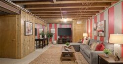 8512 NW 62nd Street, Parkville, MO 64152