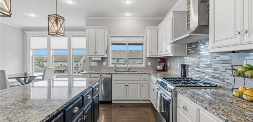 10015 N Richmond Avenue, Kansas City, MO 64157