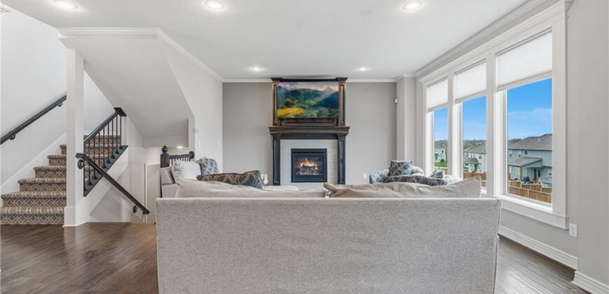 10015 N Richmond Avenue, Kansas City, MO 64157